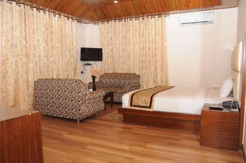 Dharamshala Paradise Sheela Exterior photo