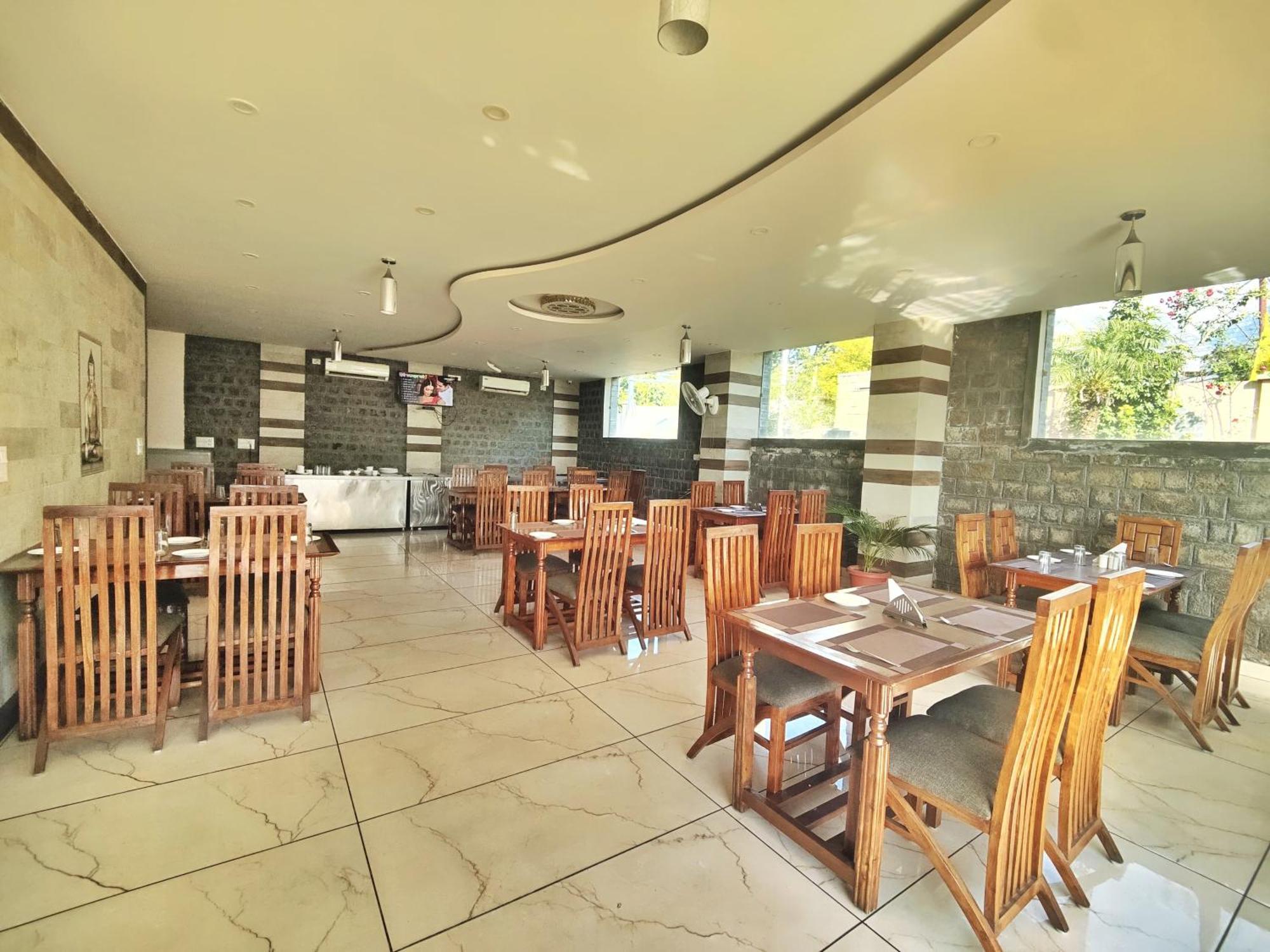 Dharamshala Paradise Sheela Exterior photo