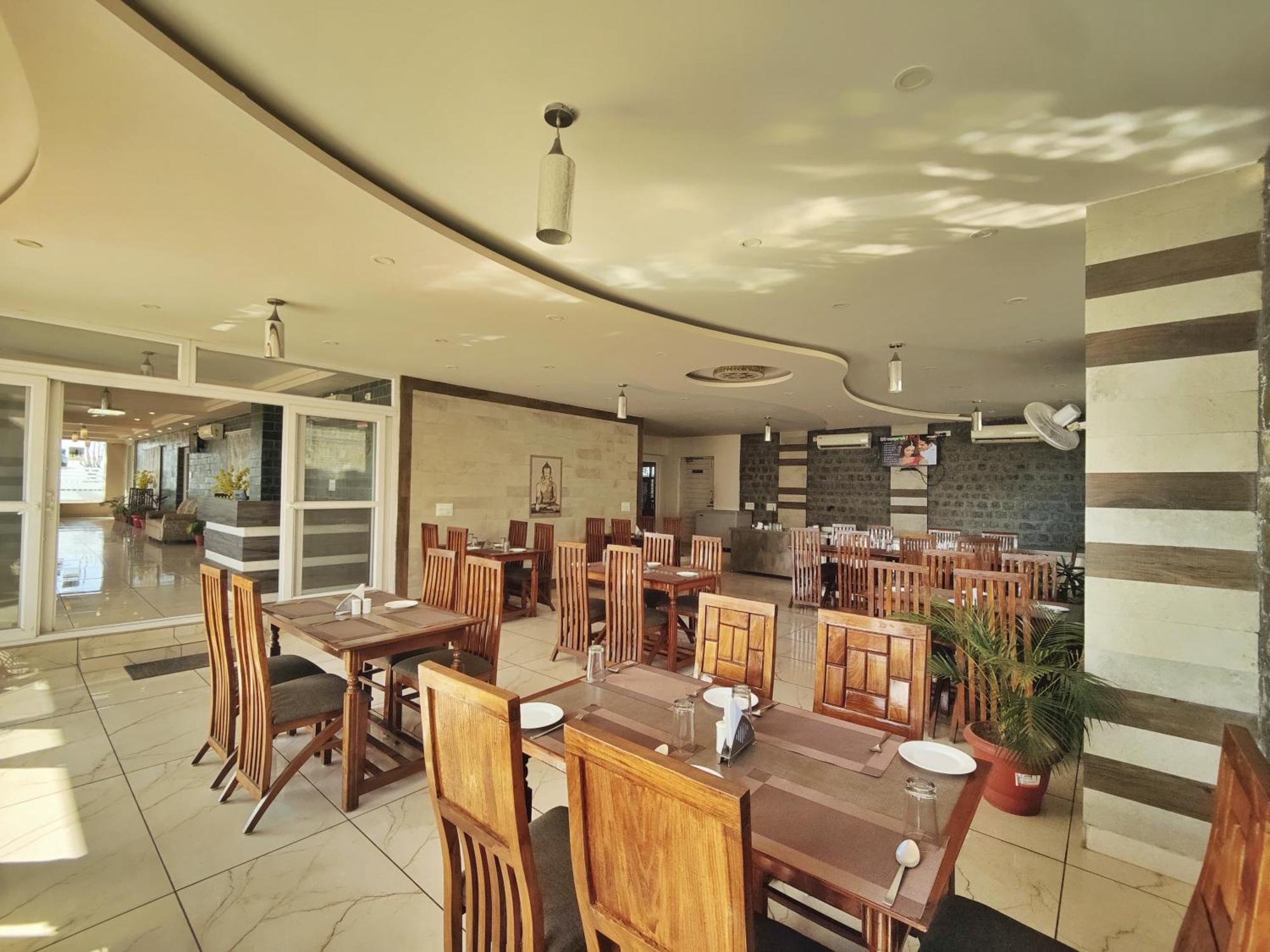 Dharamshala Paradise Sheela Exterior photo